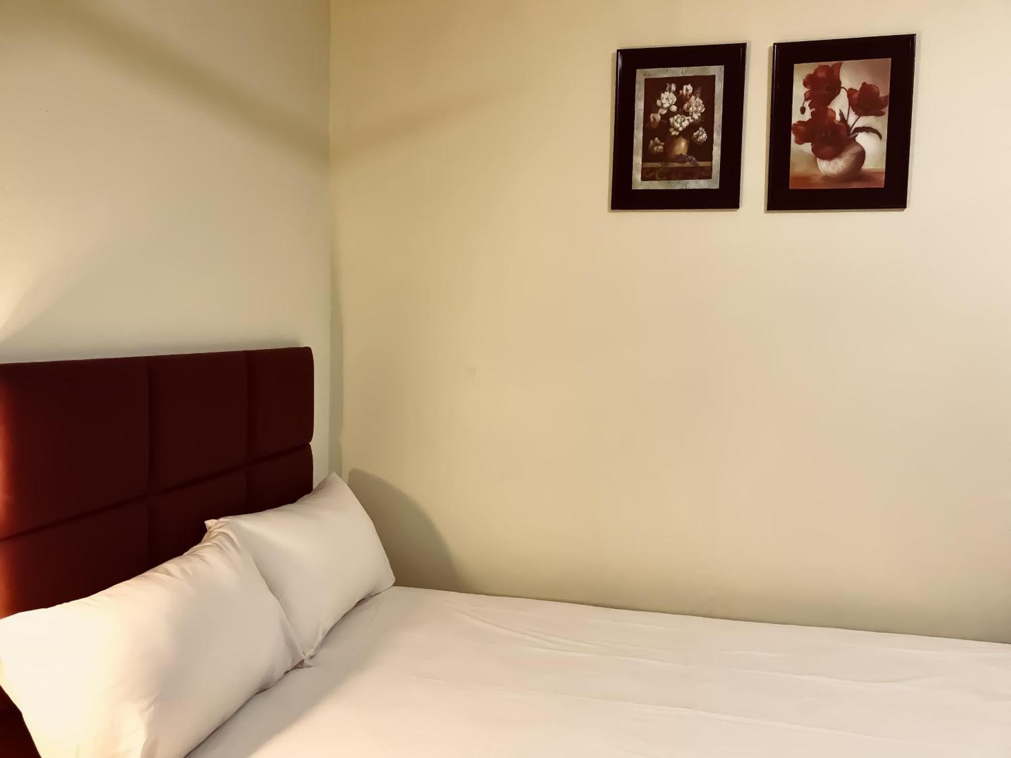 Q Palace Hotell Comilla Exteriör bild