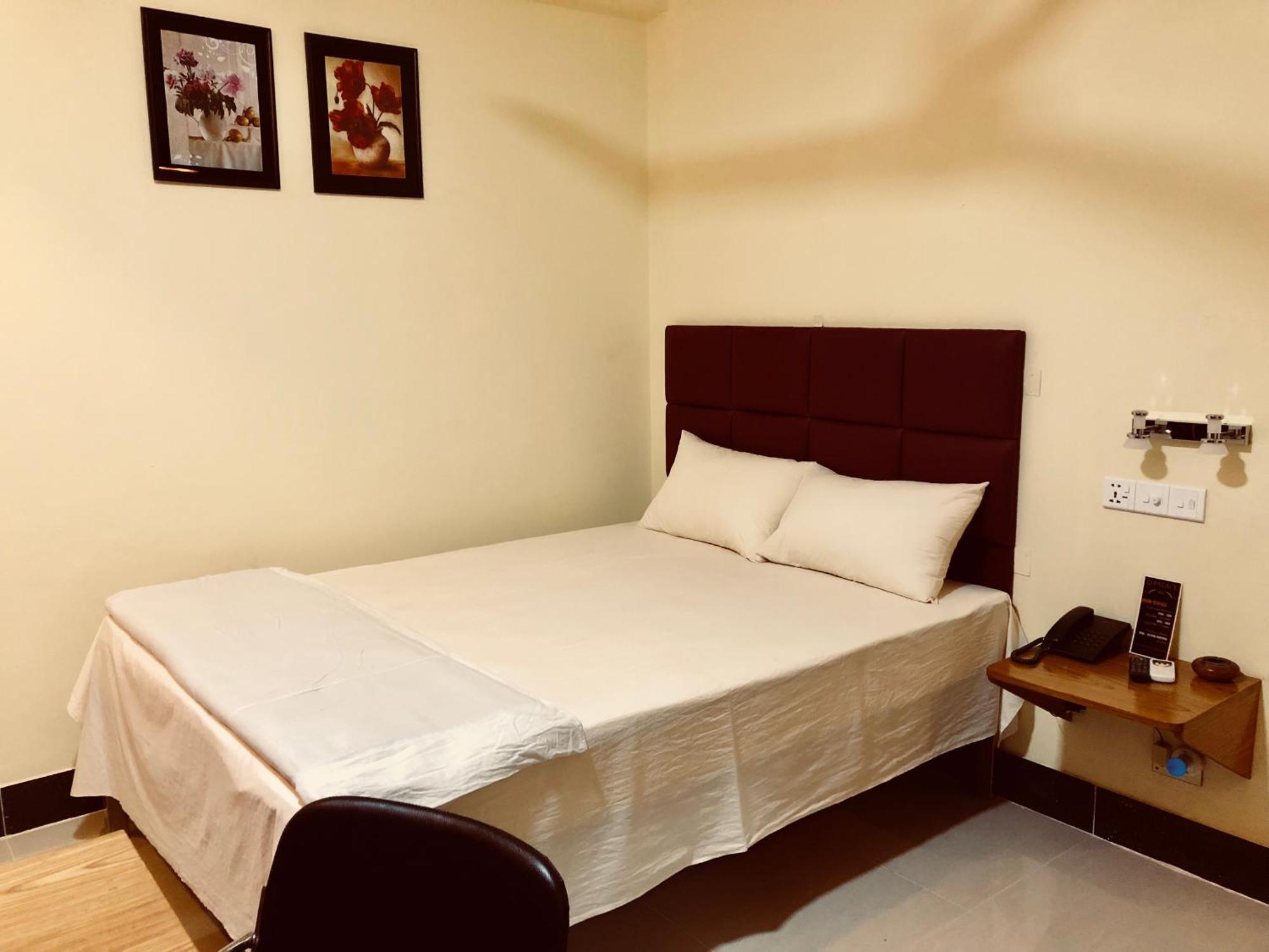 Q Palace Hotell Comilla Exteriör bild